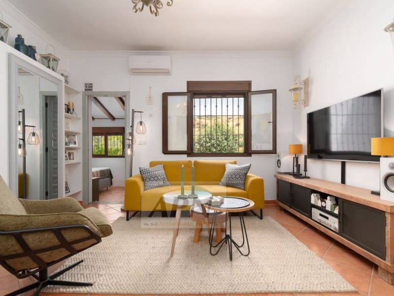 3 slaapkamer Finca/Landhuis te koop in Alora - € 440.000 (Ref: 9949475)