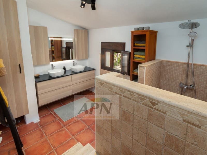 3 slaapkamer Finca/Landhuis te koop in Alora - € 440.000 (Ref: 9949475)