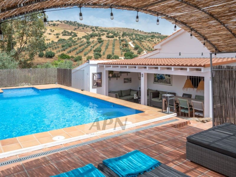 3 slaapkamer Finca/Landhuis te koop in Alora - € 440.000 (Ref: 9949475)