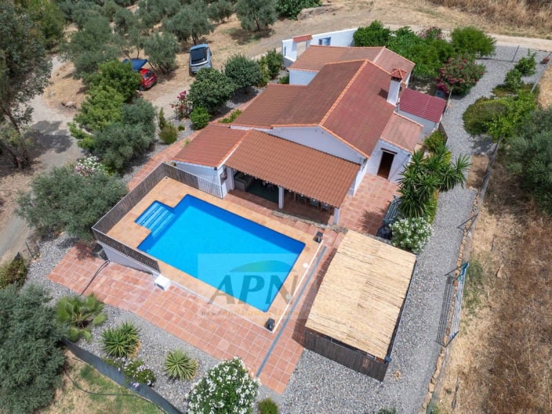 3 slaapkamer Finca/Landhuis te koop in Alora - € 440.000 (Ref: 9949475)