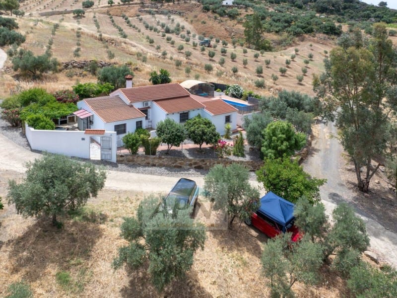 3 slaapkamer Finca/Landhuis te koop in Alora - € 440.000 (Ref: 9949475)