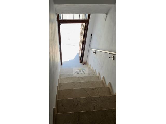 3 camera da letto Appartamento da affittare in Alora - 900 € (Rif: 9977034)