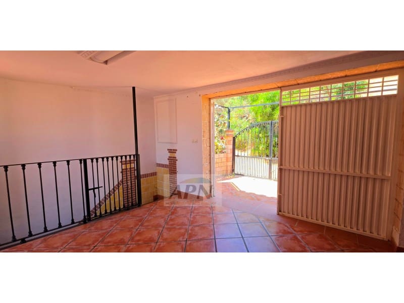 3 camera da letto Appartamento da affittare in Alora - 900 € (Rif: 9977034)