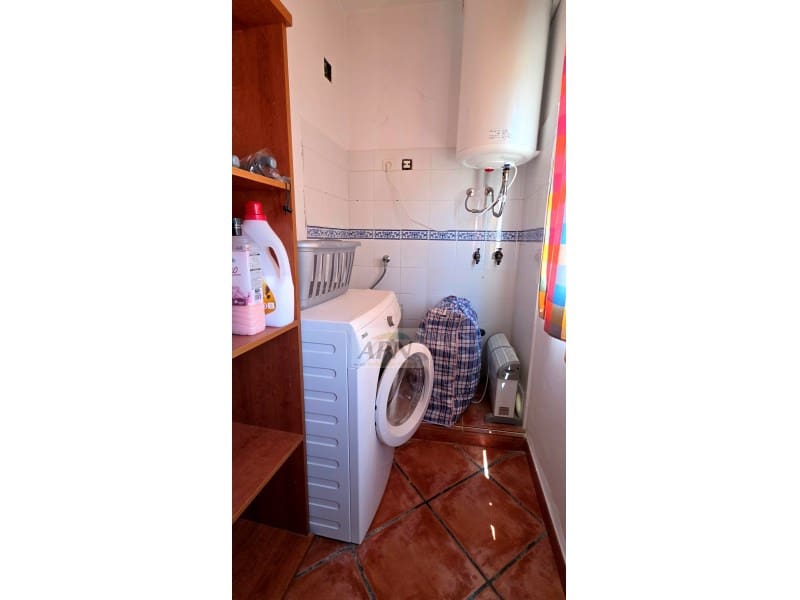3 camera da letto Appartamento da affittare in Alora - 900 € (Rif: 9977034)