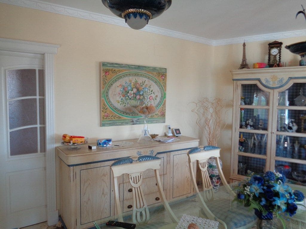 5 soveværelse Villa til salg i Ambolo med swimmingpool garage - € 990.000 (Ref: 9787507)