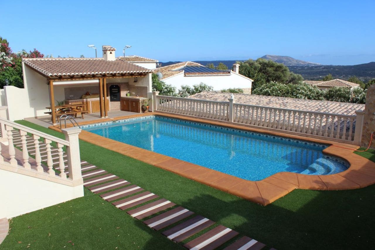 Chalet de 7 habitaciones en Javea / Xàbia en venta con piscina garaje - 1.200.000 € (Ref: 9787509)