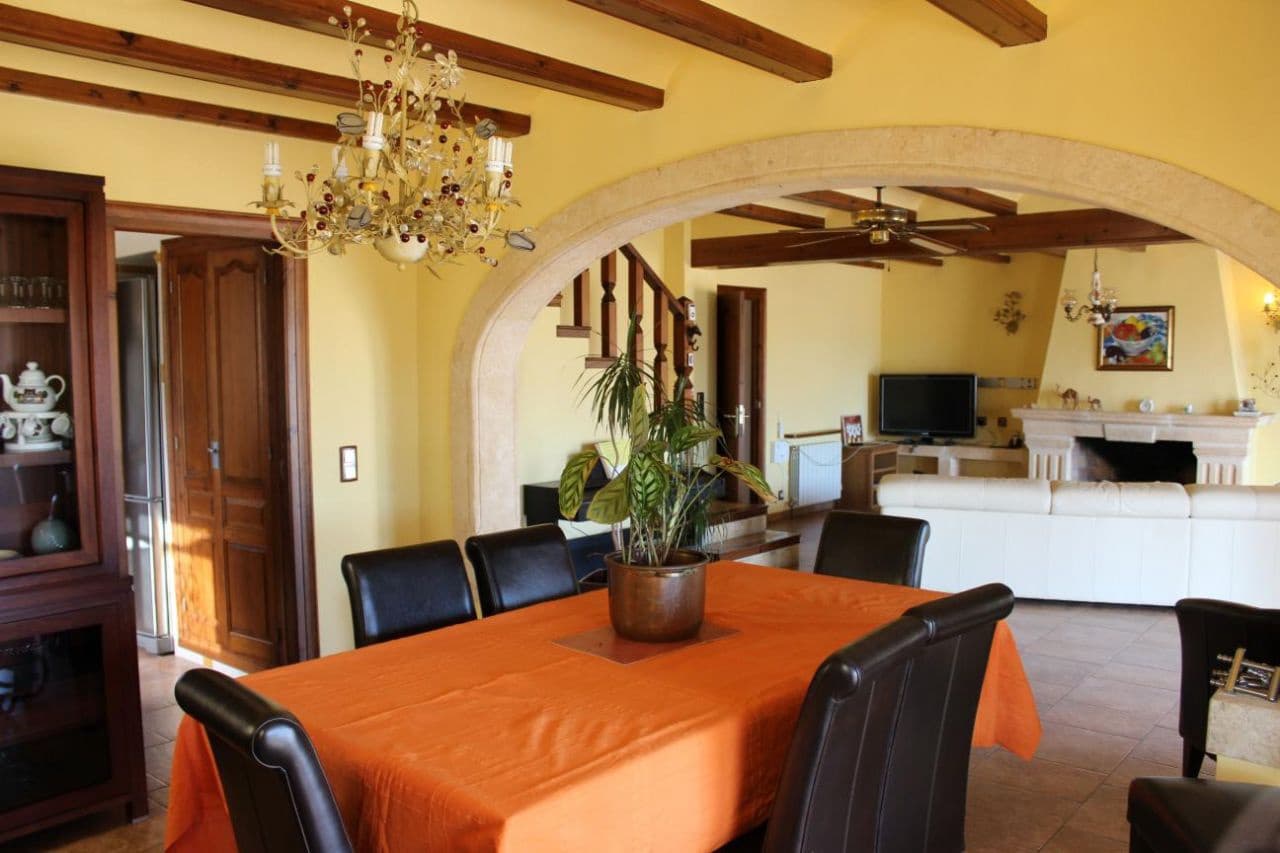 Chalet de 7 habitaciones en Javea / Xàbia en venta con piscina garaje - 1.200.000 € (Ref: 9787509)