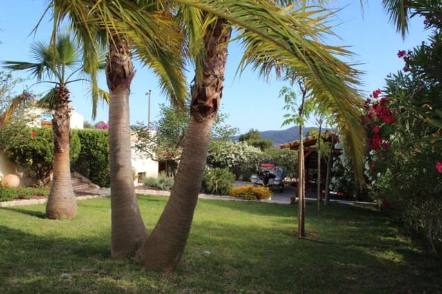 Chalet de 7 habitaciones en Montgó - Ermita, Javea / Xàbia en venta con piscina garaje - 1.200.000 € (Ref: 9787509)