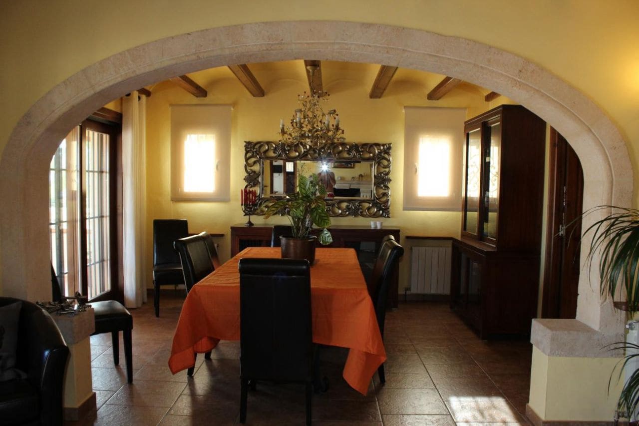 Chalet de 7 habitaciones en Javea / Xàbia en venta con piscina garaje - 1.200.000 € (Ref: 9787509)