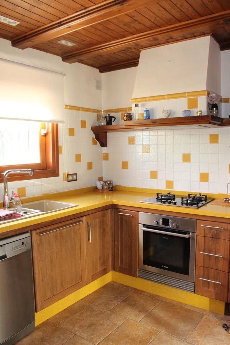 Chalet de 7 habitaciones en Javea / Xàbia en venta con piscina garaje - 1.200.000 € (Ref: 9787509)