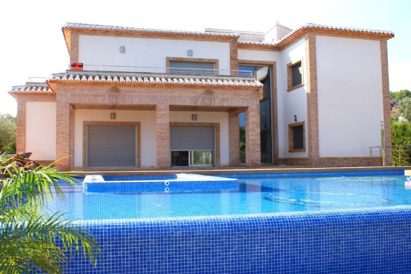 3 chambre Villa/Maison à vendre à Javea / Xabia avec piscine garage - 1 220 000 € (Ref: 9787513)