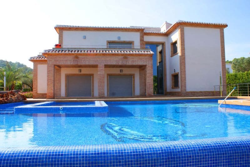 3 chambre Villa/Maison à vendre à Javea / Xabia avec piscine garage - 1 220 000 € (Ref: 9787513)
