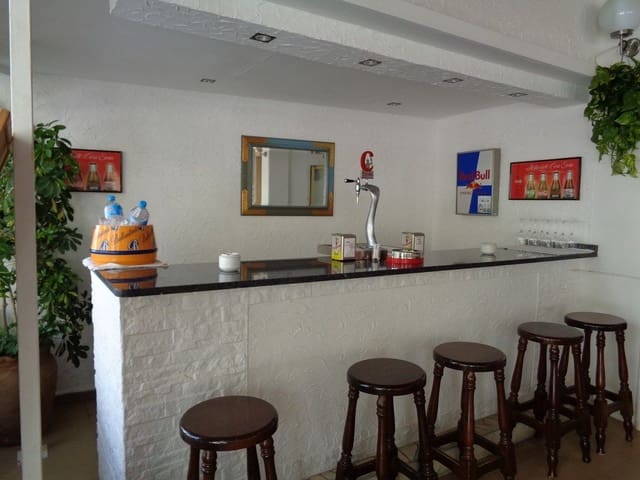 Commercieel te koop in Arenal, Javea / Xàbia - € 273.000 (Ref: 9787515)