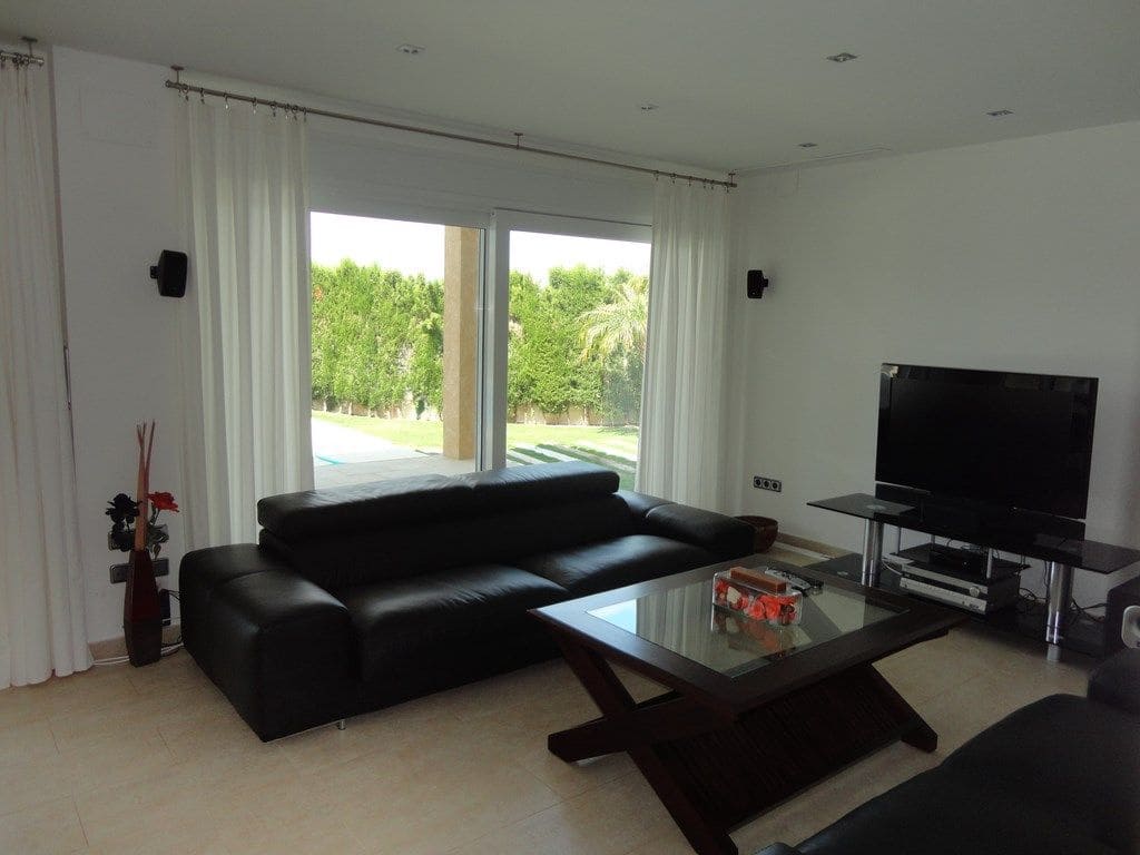 4 sypialnia Willa na sprzedaż w Javea / Xabia z basenem garażem - 980 000 € (Ref: 9787525)
