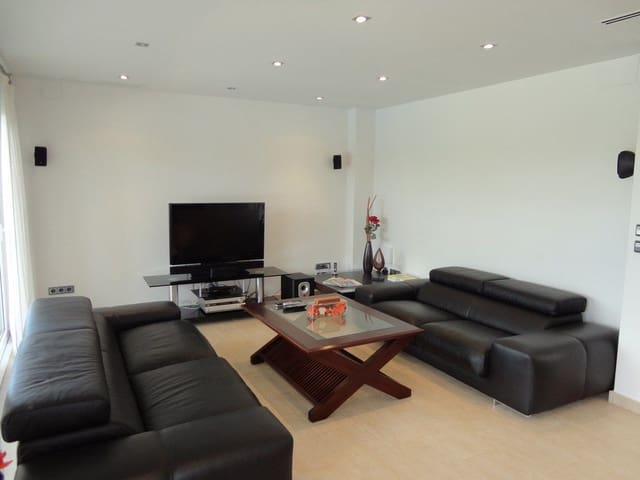 4 sypialnia Willa na sprzedaż w Javea / Xàbia z basenem garażem - 980 000 € (Ref: 9787525)