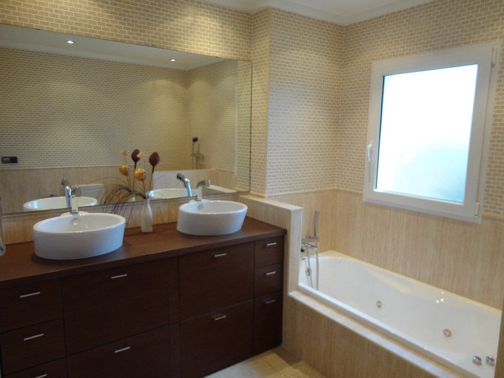 4 sypialnia Willa na sprzedaż w Javea / Xabia z basenem garażem - 980 000 € (Ref: 9787525)
