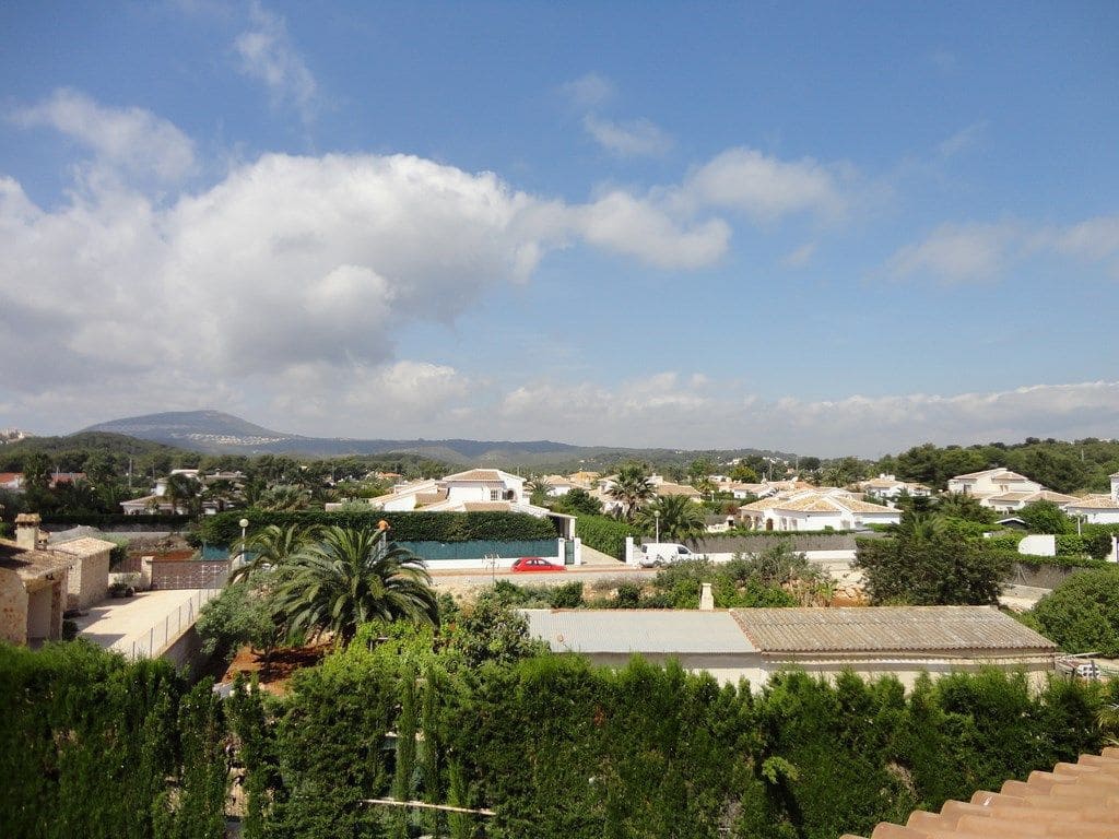 4 sypialnia Willa na sprzedaż w Javea / Xabia z basenem garażem - 980 000 € (Ref: 9787525)