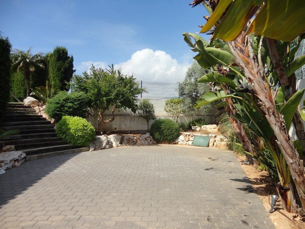 4 sypialnia Willa na sprzedaż w Javea / Xabia z basenem garażem - 980 000 € (Ref: 9787525)