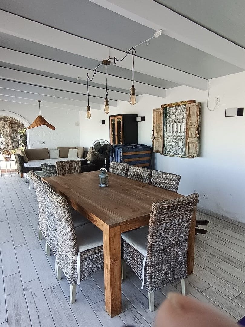 2 quarto Moradia para venda em Pinosol com piscina garagem - 595 000 € (Ref: 9788115)