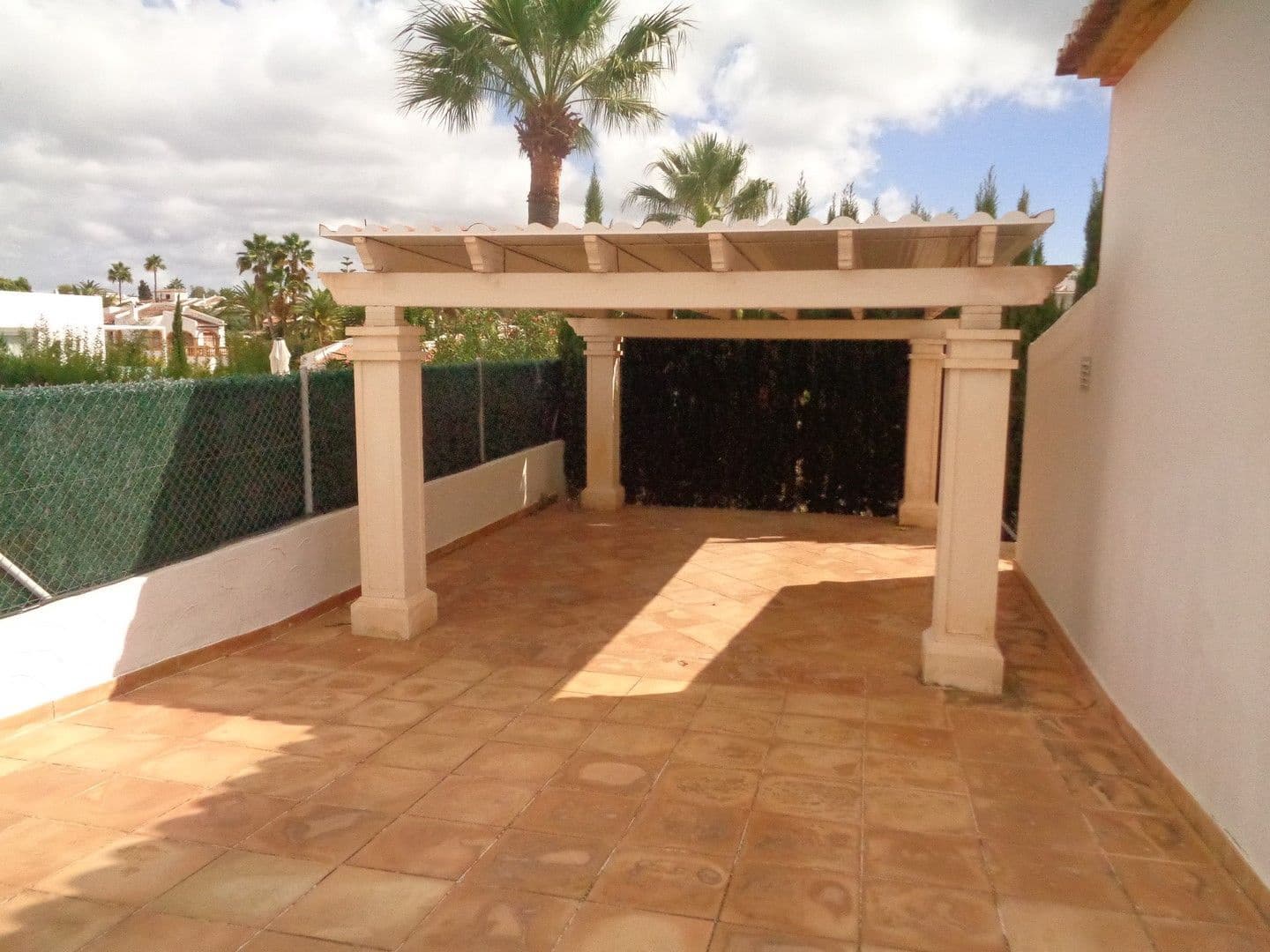 2 quarto Moradia para venda em Pinosol com piscina garagem - 595 000 € (Ref: 9788115)