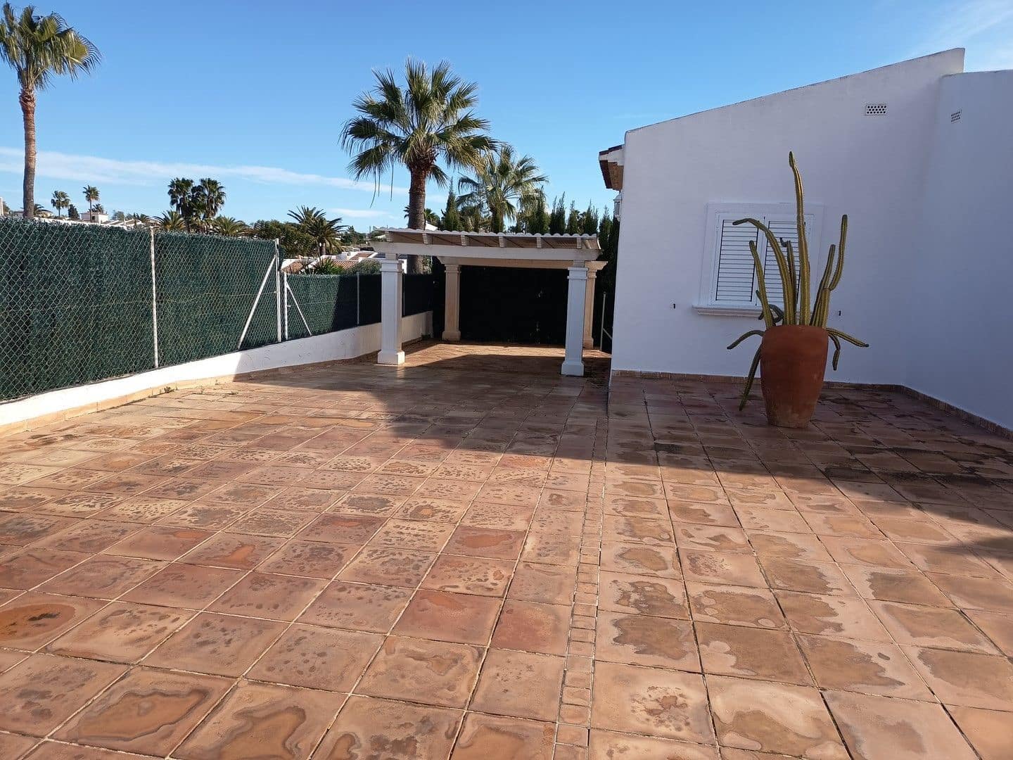 2 quarto Moradia para venda em Pinosol com piscina garagem - 595 000 € (Ref: 9788115)