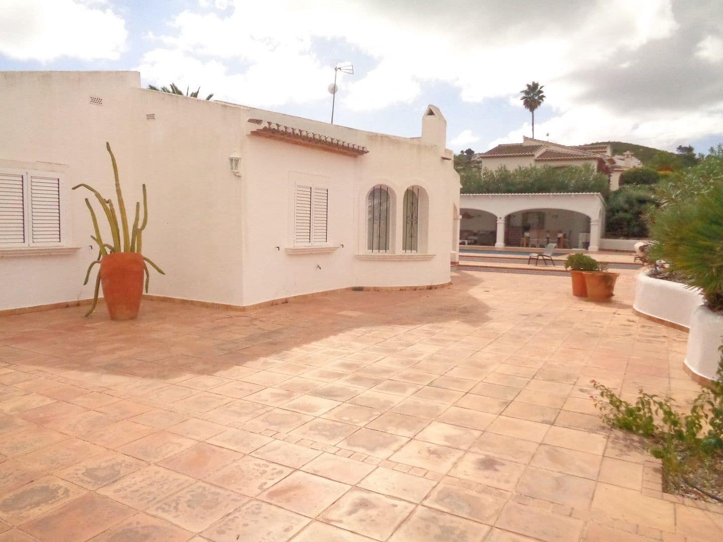 2 quarto Moradia para venda em Pinosol com piscina garagem - 595 000 € (Ref: 9788115)