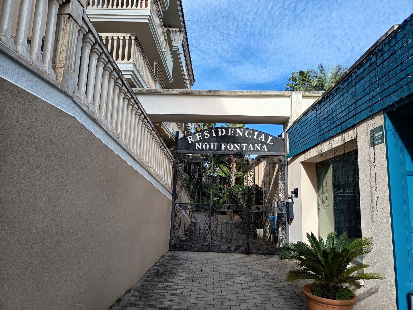 3 makuuhuone Huoneisto myytävänä paikassa Arenal mukana uima-altaan 
autotalli - 475 000 € (Ref: 9788116)