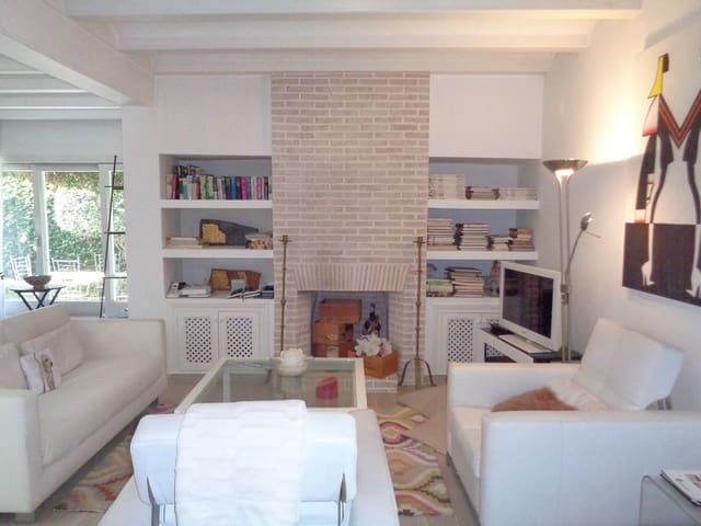 5 soverom Villa til salgs i Cap Martí - El Tossalet - Pinomar, Javea / Xàbia med svømmebasseng garasje - € 1 080 000 (Ref: 9830555)