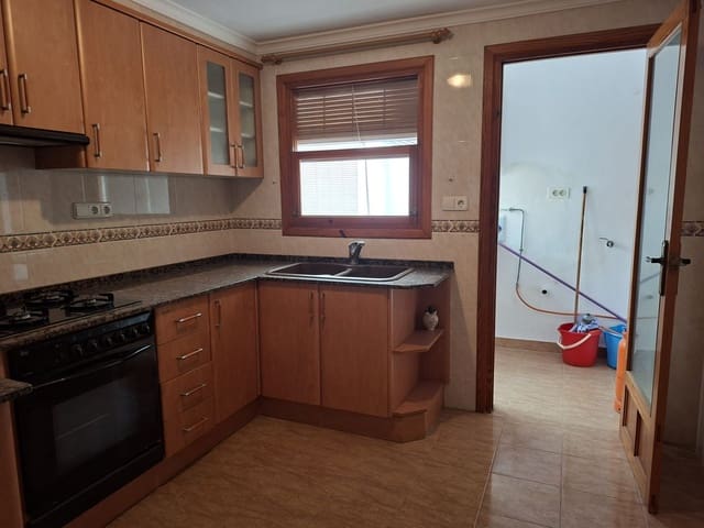 3 quarto Apartamento para arrendar em Javea / Xàbia - 1 300 € (Ref: 9912433)