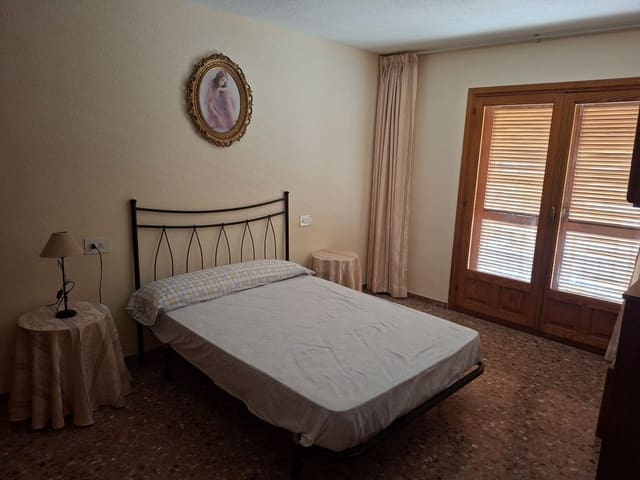 3 quarto Apartamento para arrendar em Javea / Xàbia - 1 300 € (Ref: 9912433)
