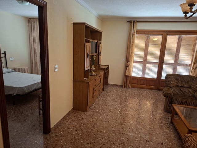 3 quarto Apartamento para arrendar em Javea / Xàbia - 1 300 € (Ref: 9912433)