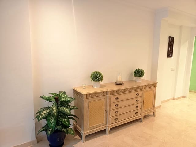 3 bedroom Apartment for rent in Puerto, Javea / Xàbia with pool garage - € 1,800 (Ref: 9945035)