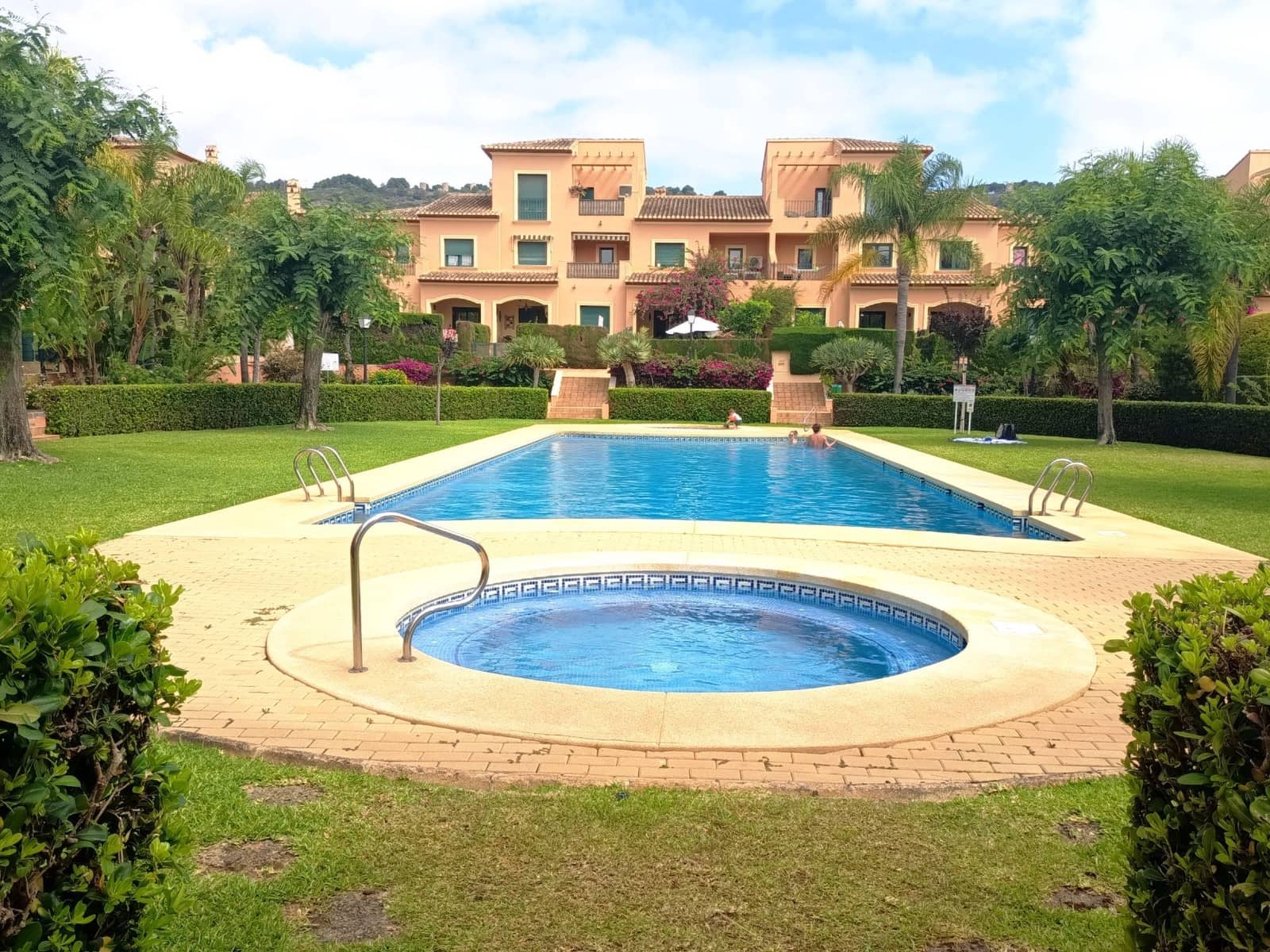 3 bedroom Apartment for rent in Javea / Xabia with pool garage - € 1,800 (Ref: 9945035)