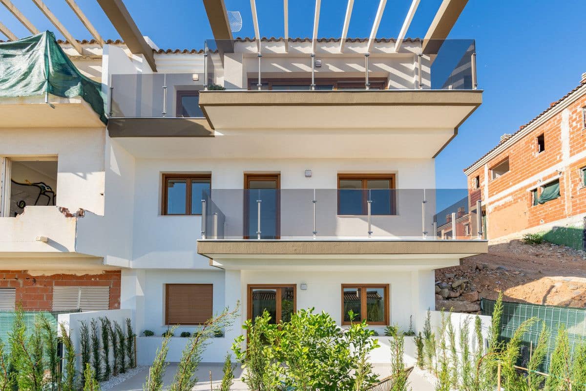 4 sypialnia Willa na sprzedaż w La Nucia z basenem - 465 000 € (Ref: 10005793)