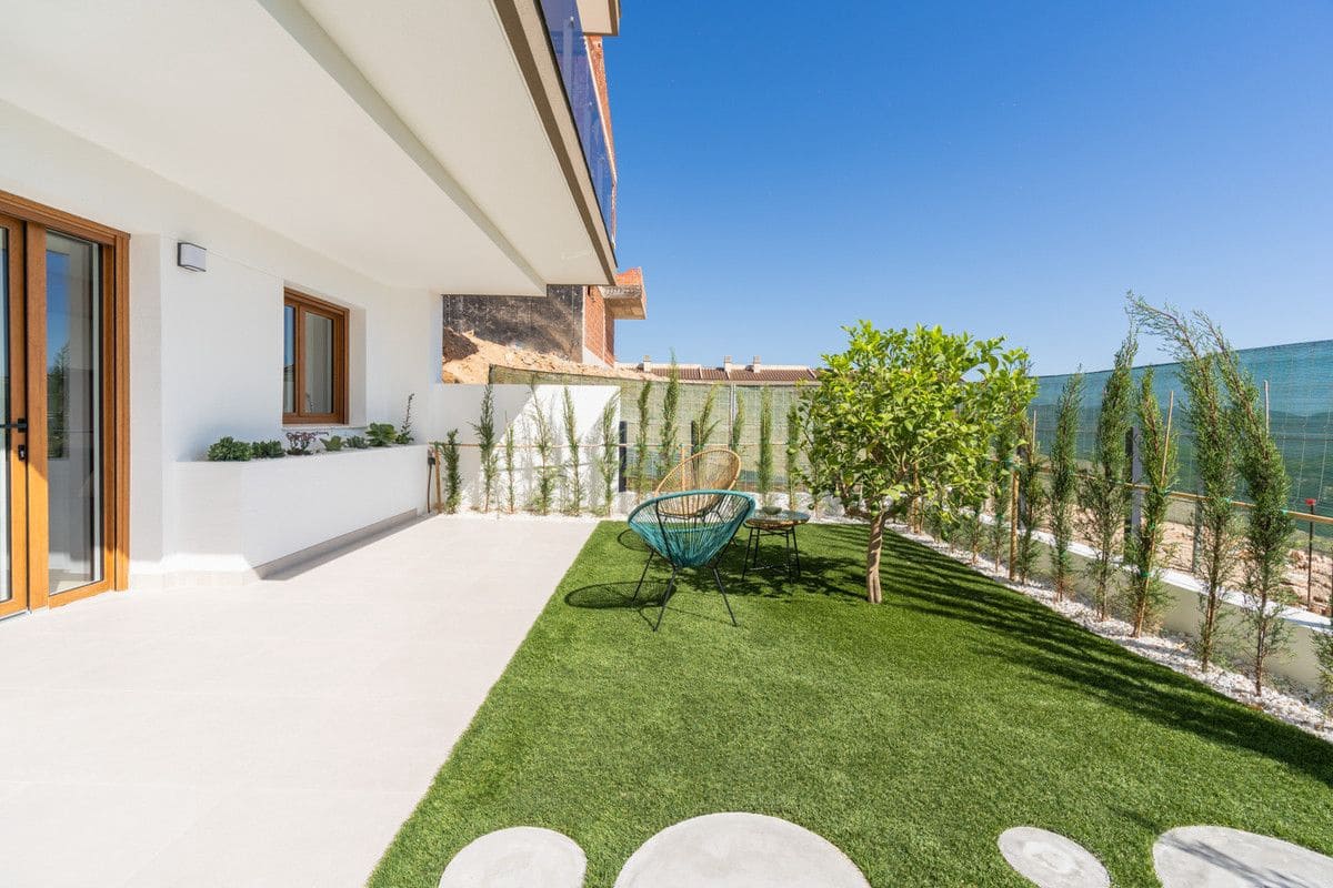 4 sypialnia Willa na sprzedaż w La Nucia z basenem - 465 000 € (Ref: 10005793)
