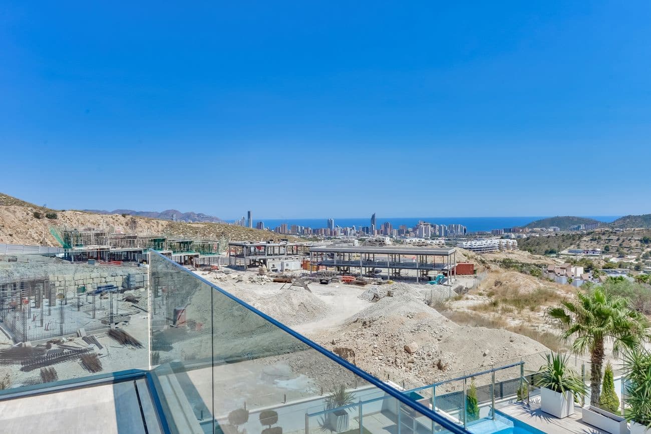 5 makuuhuone Huvila myytävänä paikassa La Villajoyosa / Vila Joiosa - 975 000 € (Ref: 10005815)