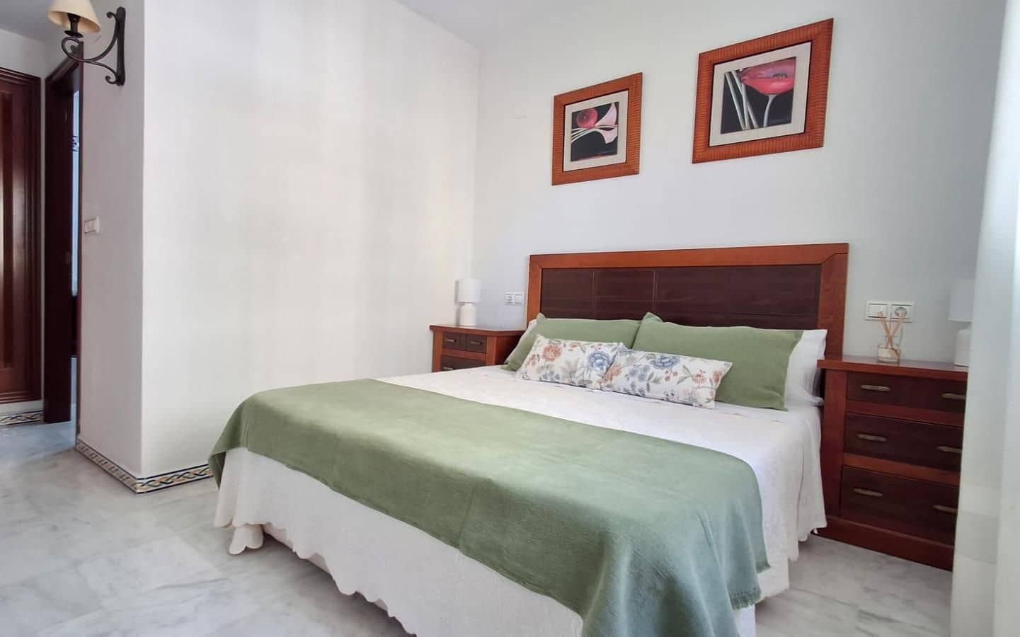 2 bedroom Apartment for sale in Torrevieja with pool - € 254,000 (Ref: 10005821)