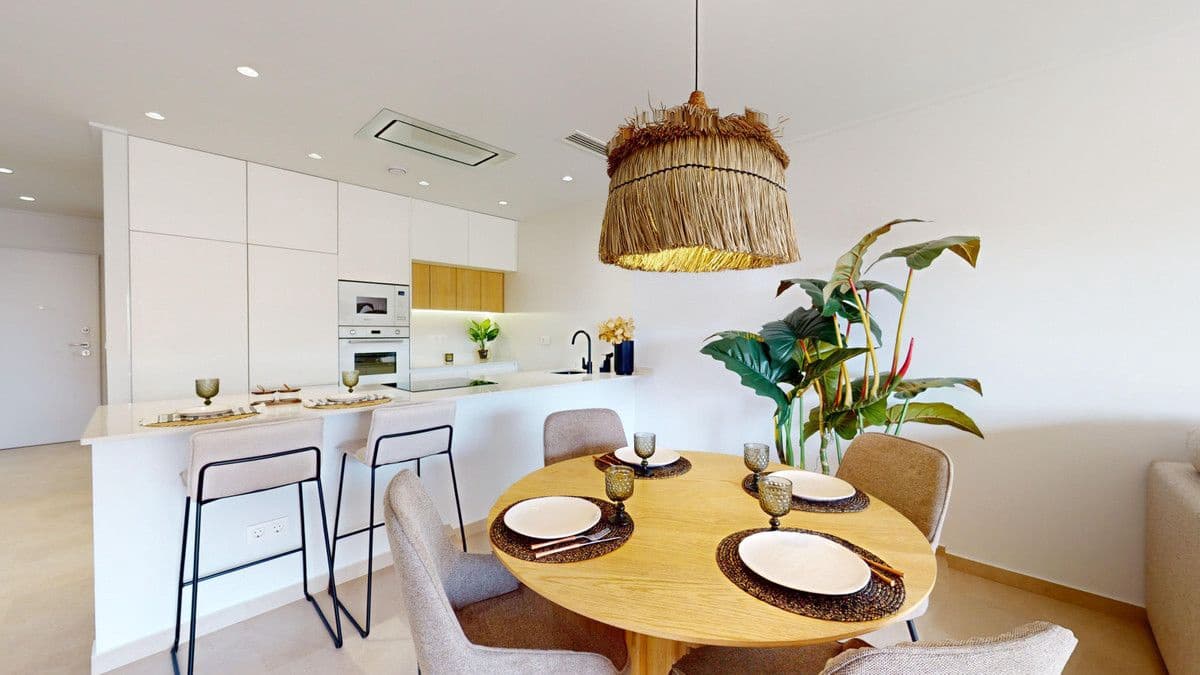 Apartamento de 3 habitaciones en Pilar de la Horadada en venta con piscina - 299.900 € (Ref: 10005835)