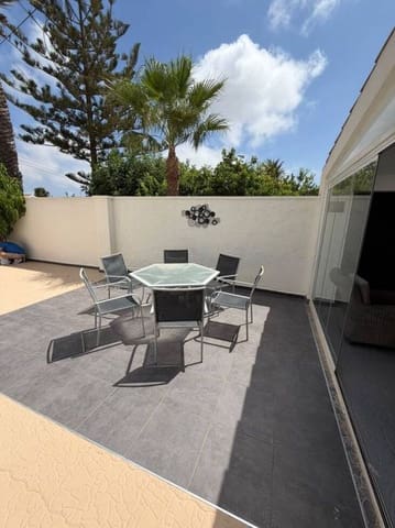 2 slaapkamer Villa te koop in Cabo Roig, Orihuela met zwembad garage - € 315.000 (Ref: 10005838)