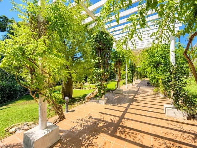 3 soveværelse Villa til salg i Las Filipinas med garage - € 529.995 (Ref: 10005839)