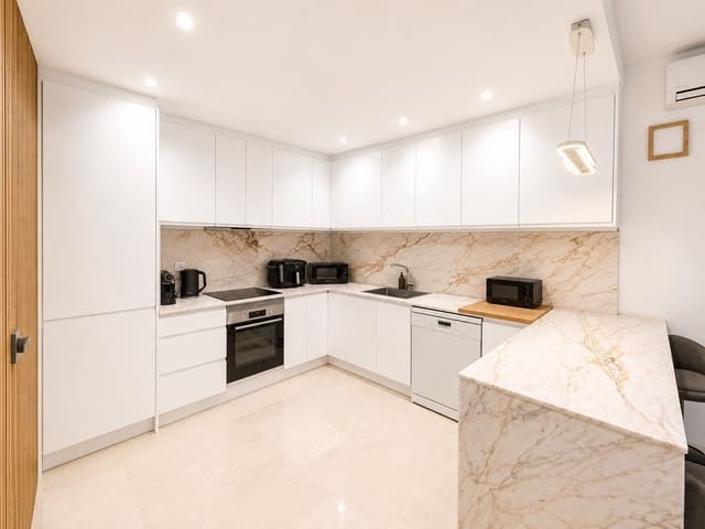 3 soveværelse Villa til salg i Las Filipinas med garage - € 529.995 (Ref: 10005839)