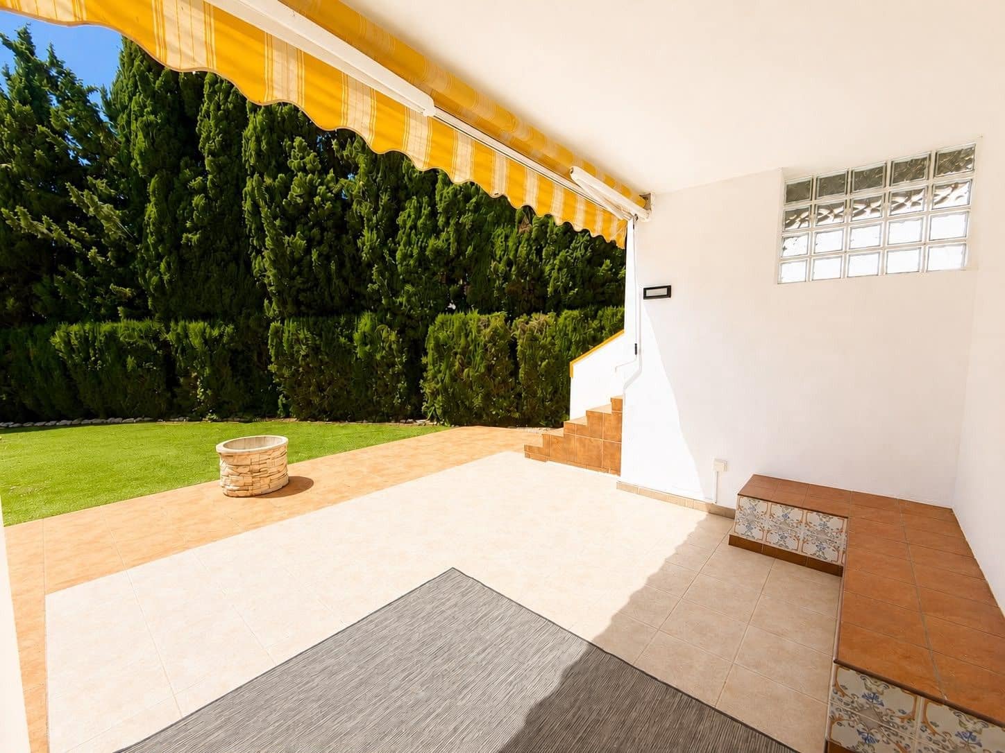 3 soveværelse Villa til salg i Filipinas med garage - € 529.995 (Ref: 10005839)
