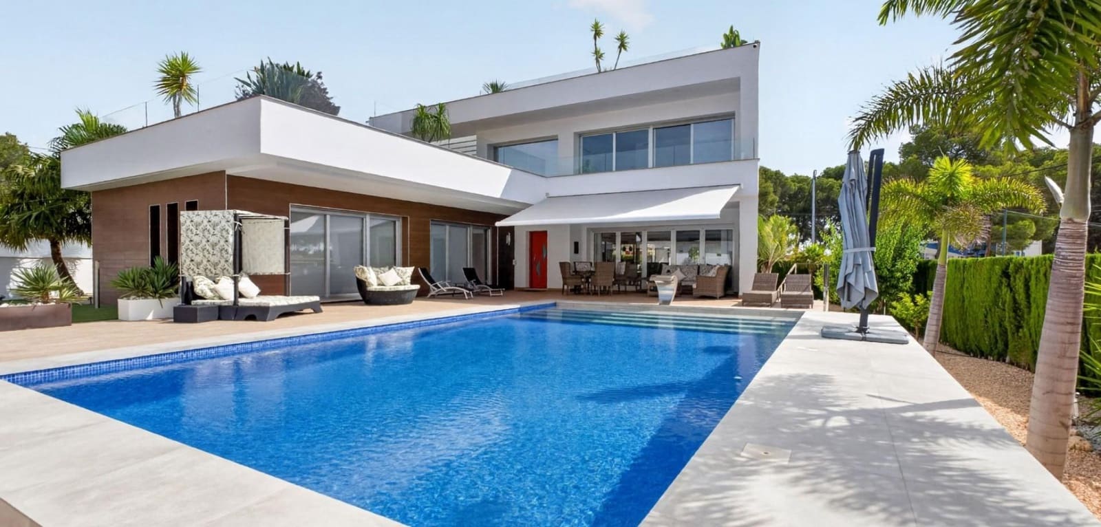 4 soveværelse Villa til salg i Pinar de Campoverde med swimmingpool garage - € 1.475.000 (Ref: 10005840)