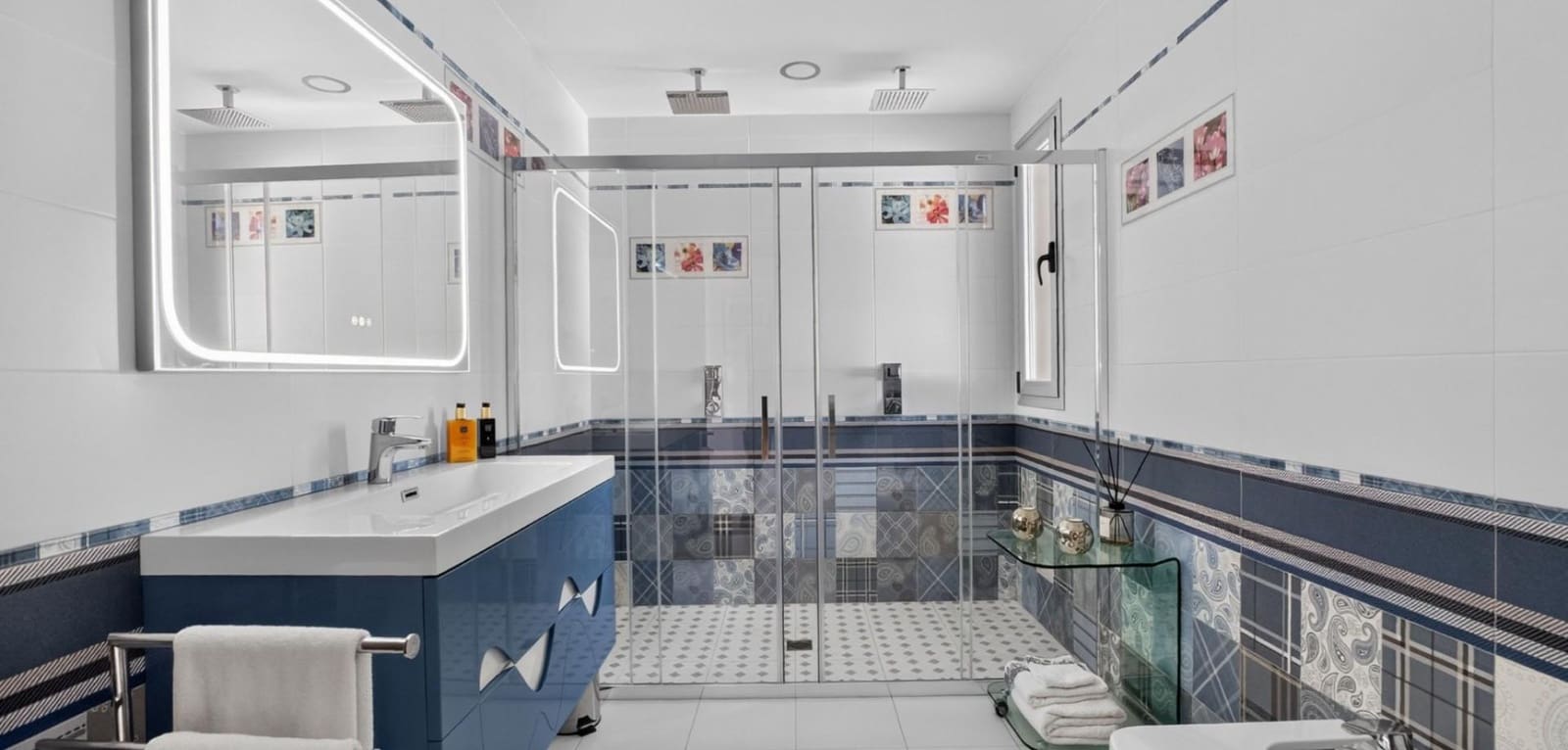 4 soveværelse Villa til salg i Pinar de Campoverde med swimmingpool garage - € 1.475.000 (Ref: 10005840)