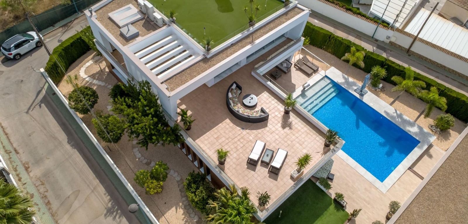 4 soveværelse Villa til salg i Pinar de Campoverde med swimmingpool garage - € 1.475.000 (Ref: 10005840)