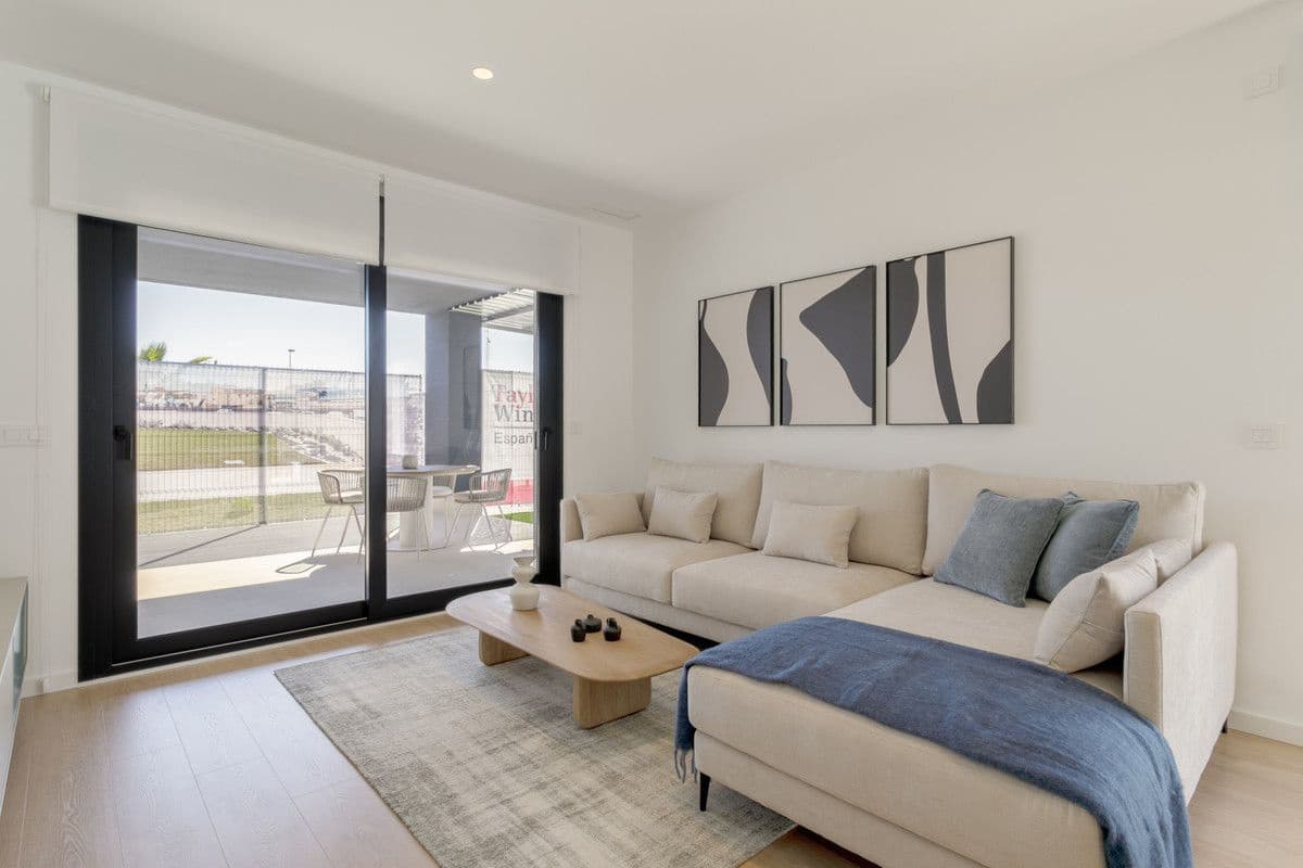 2 soveværelse Lejlighed til salg i Torrevieja med swimmingpool - € 330.000 (Ref: 10005855)
