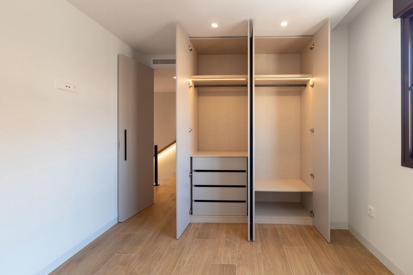 3 sypialnia Willa na sprzedaż w Lo Pagan z basenem - 519 000 € (Ref: 10005868)