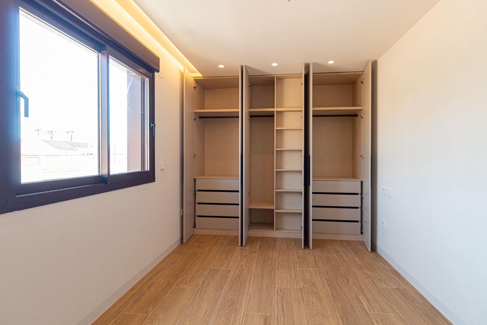 3 sypialnia Willa na sprzedaż w Lo Pagan z basenem - 529 000 € (Ref: 10005869)