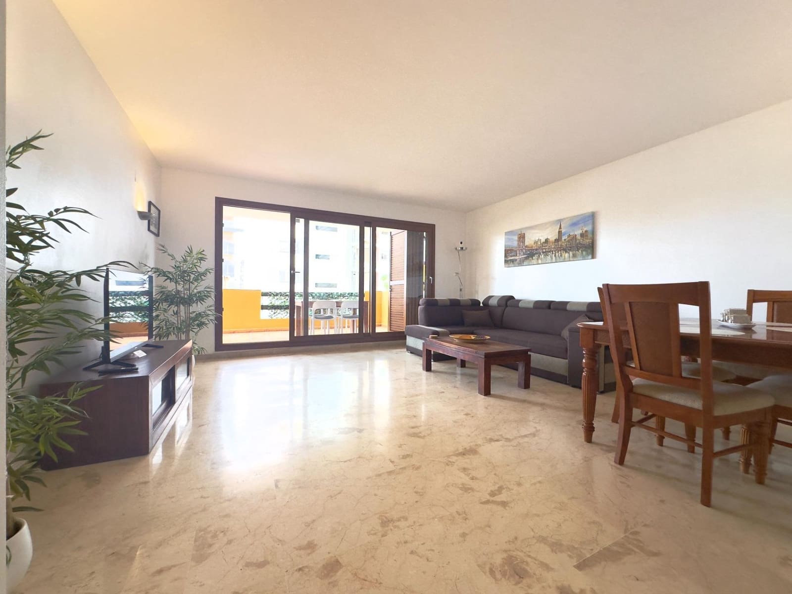 2 sypialnia Apartament na sprzedaż w Punta Prima z basenem - 330 000 € (Ref: 10005873)