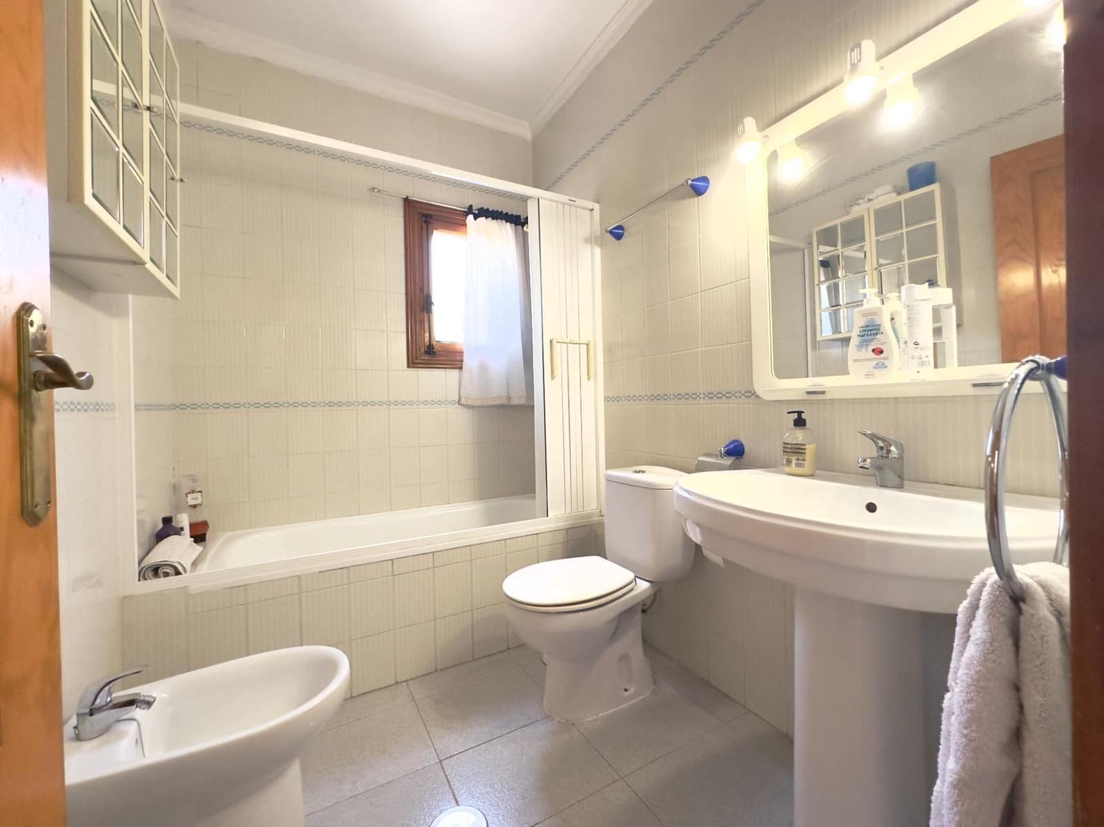 Chalet de 3 habitaciones en Cabo Roig en venta con piscina - 629.900 € (Ref: 10005875)